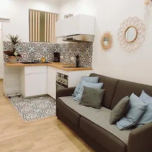  Appartement Studio Les Anges Du Vieux Port France